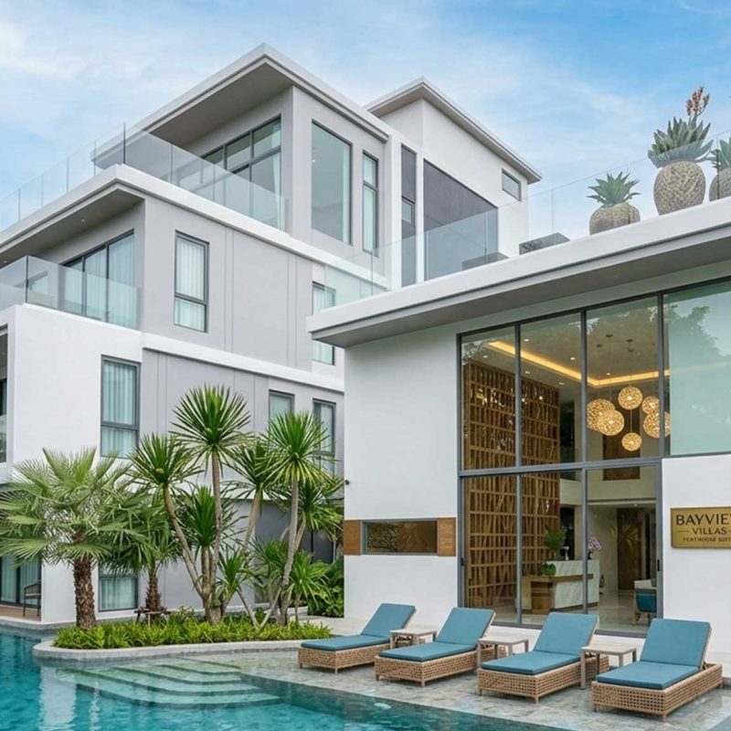 NaiHarn_condo.jpg